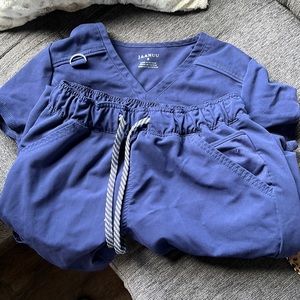 JAANUU SCRUBS FOR SALE